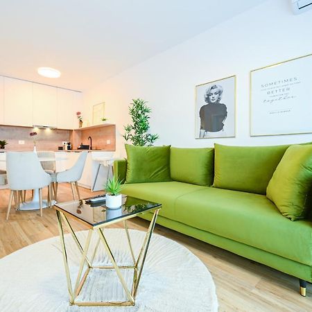Apartmán Km Flats Oradea Exteriér fotografie
