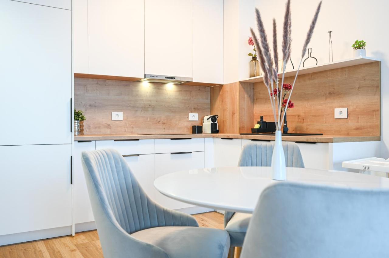 Apartmán Km Flats Oradea Exteriér fotografie